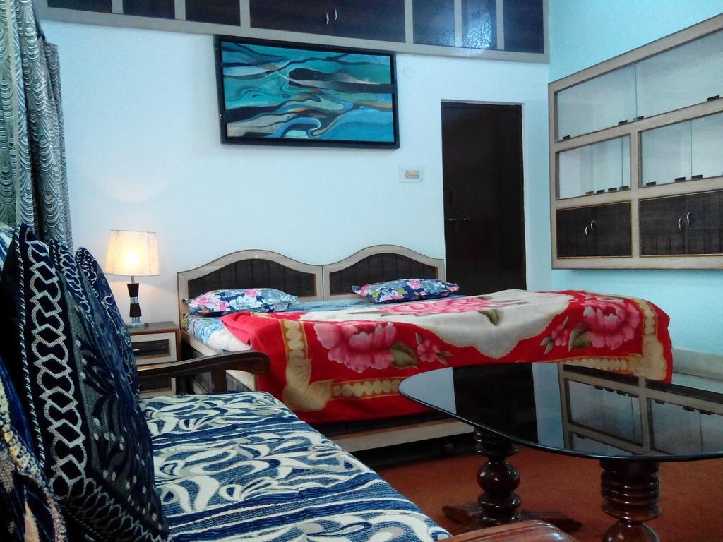 Om Guest House - Varanasi — Photos 2